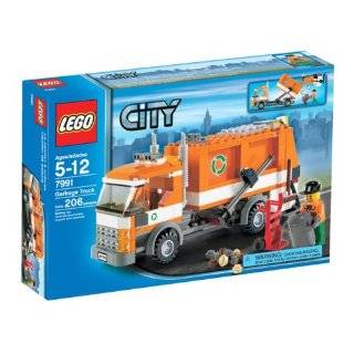  LEGO City Service Station Limited Edition (7993): Toys 
